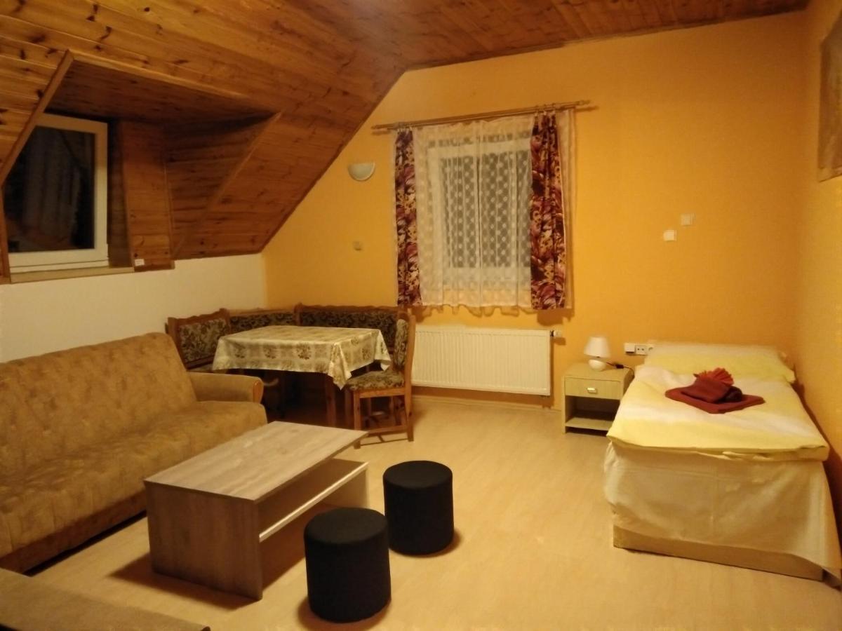 Apartman V Zachranne Stanici Pasicka Prosec  Εξωτερικό φωτογραφία